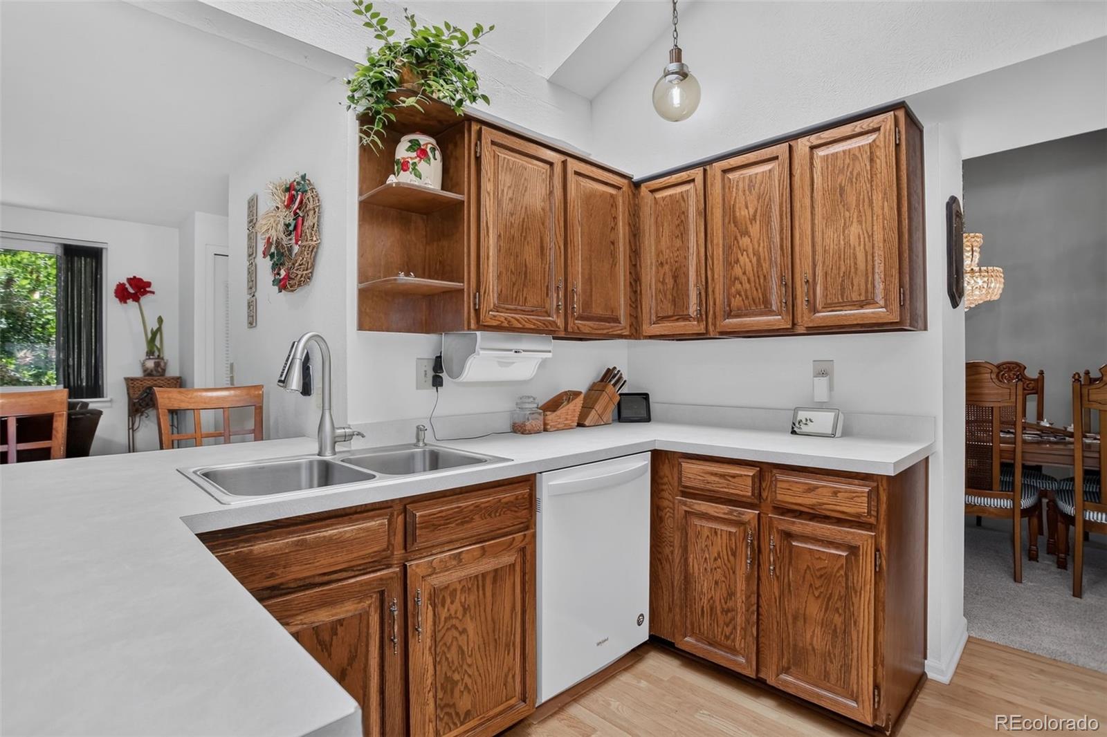 MLS Image #10 for 4987 e lake avenue,centennial, Colorado