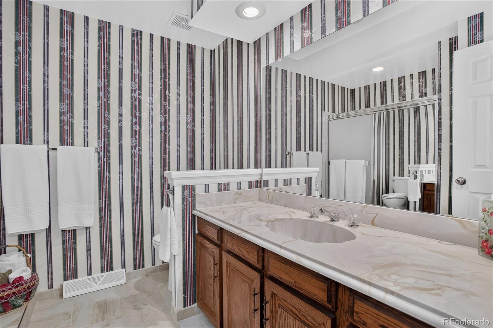 MLS Image #33 for 4987 e lake avenue,centennial, Colorado
