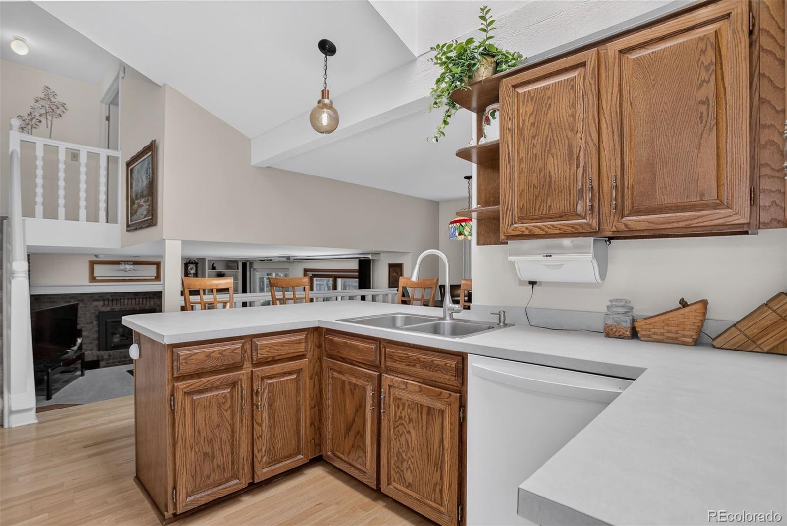 MLS Image #9 for 4987 e lake avenue,centennial, Colorado