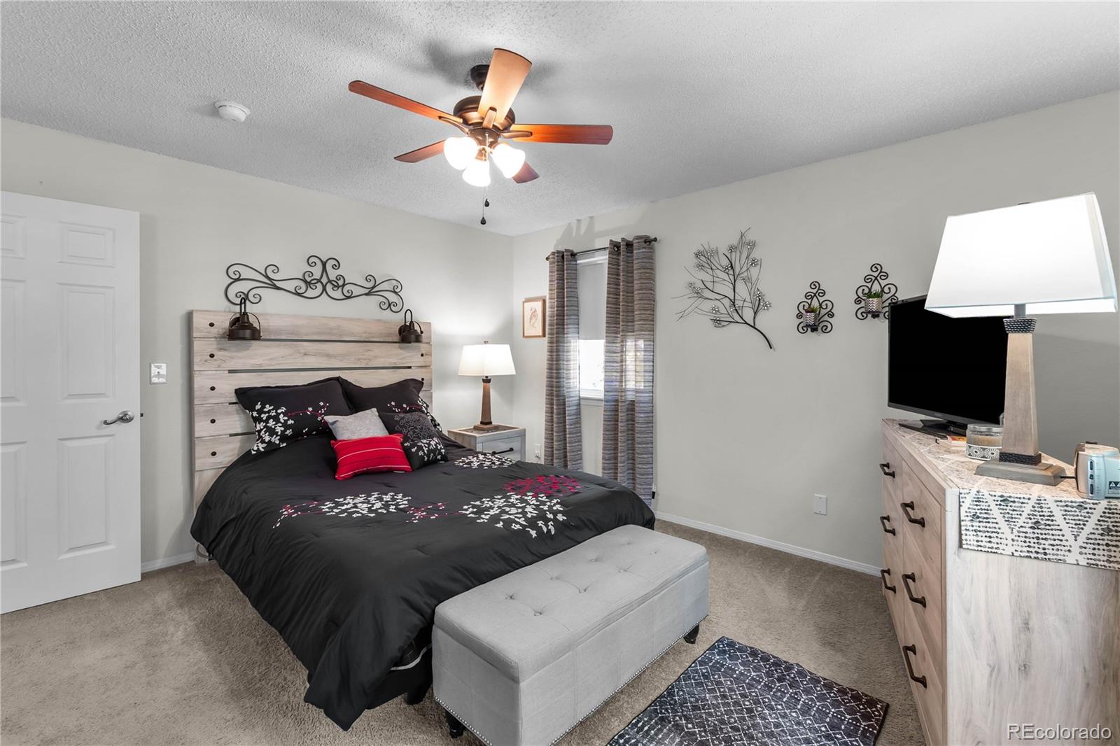 MLS Image #10 for 4170 s himalaya way,aurora, Colorado