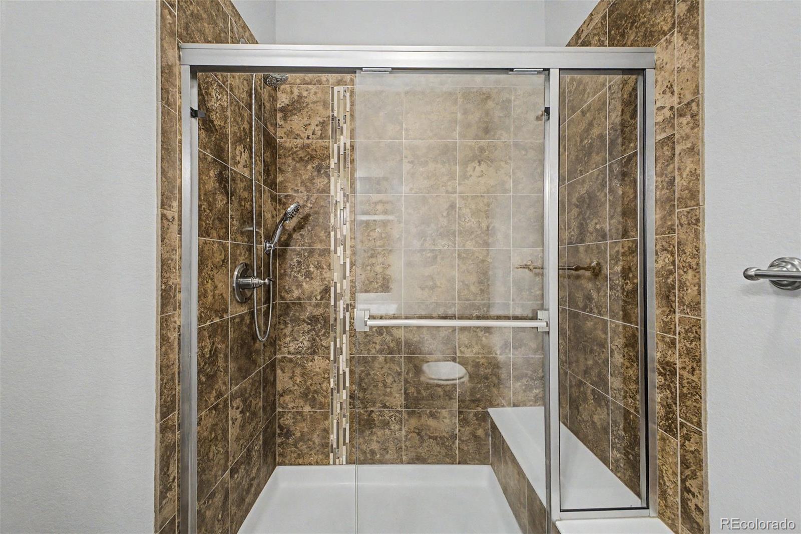 MLS Image #18 for 4865  hahns peak drive,loveland, Colorado