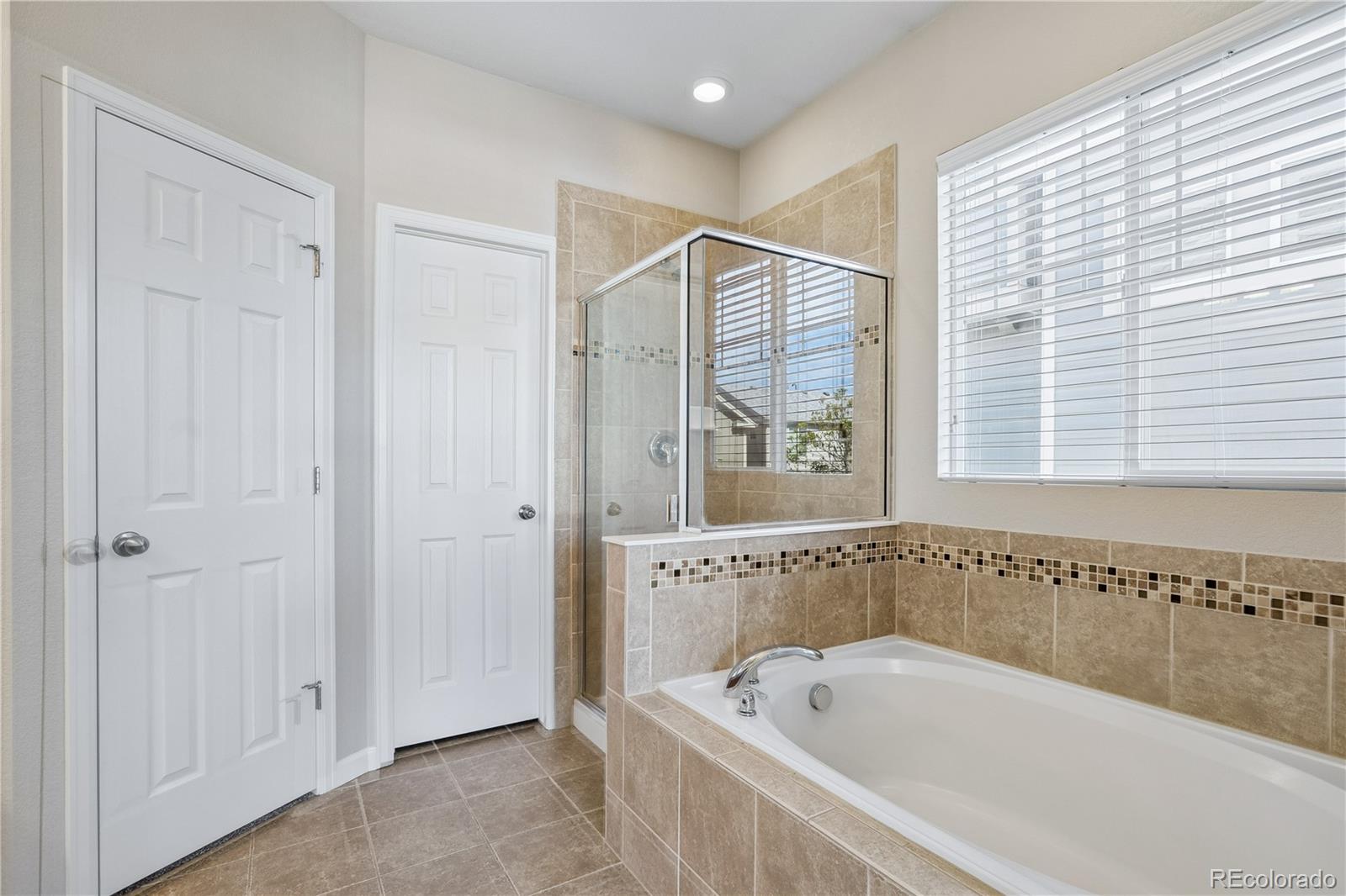 MLS Image #17 for 5031 s rome street,aurora, Colorado