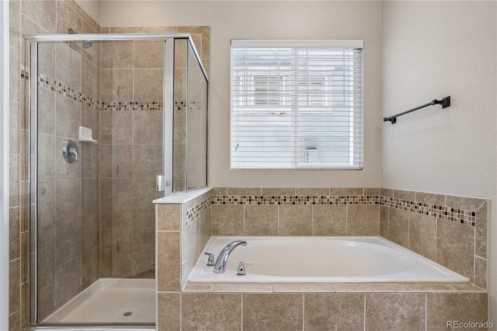 MLS Image #18 for 5031 s rome street,aurora, Colorado