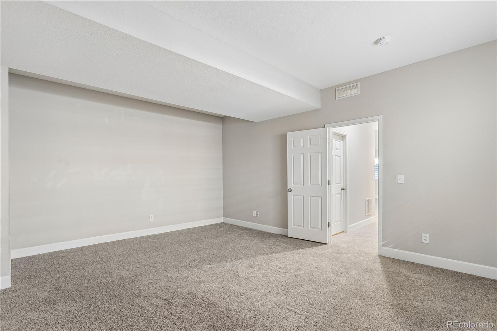 MLS Image #33 for 5031 s rome street,aurora, Colorado