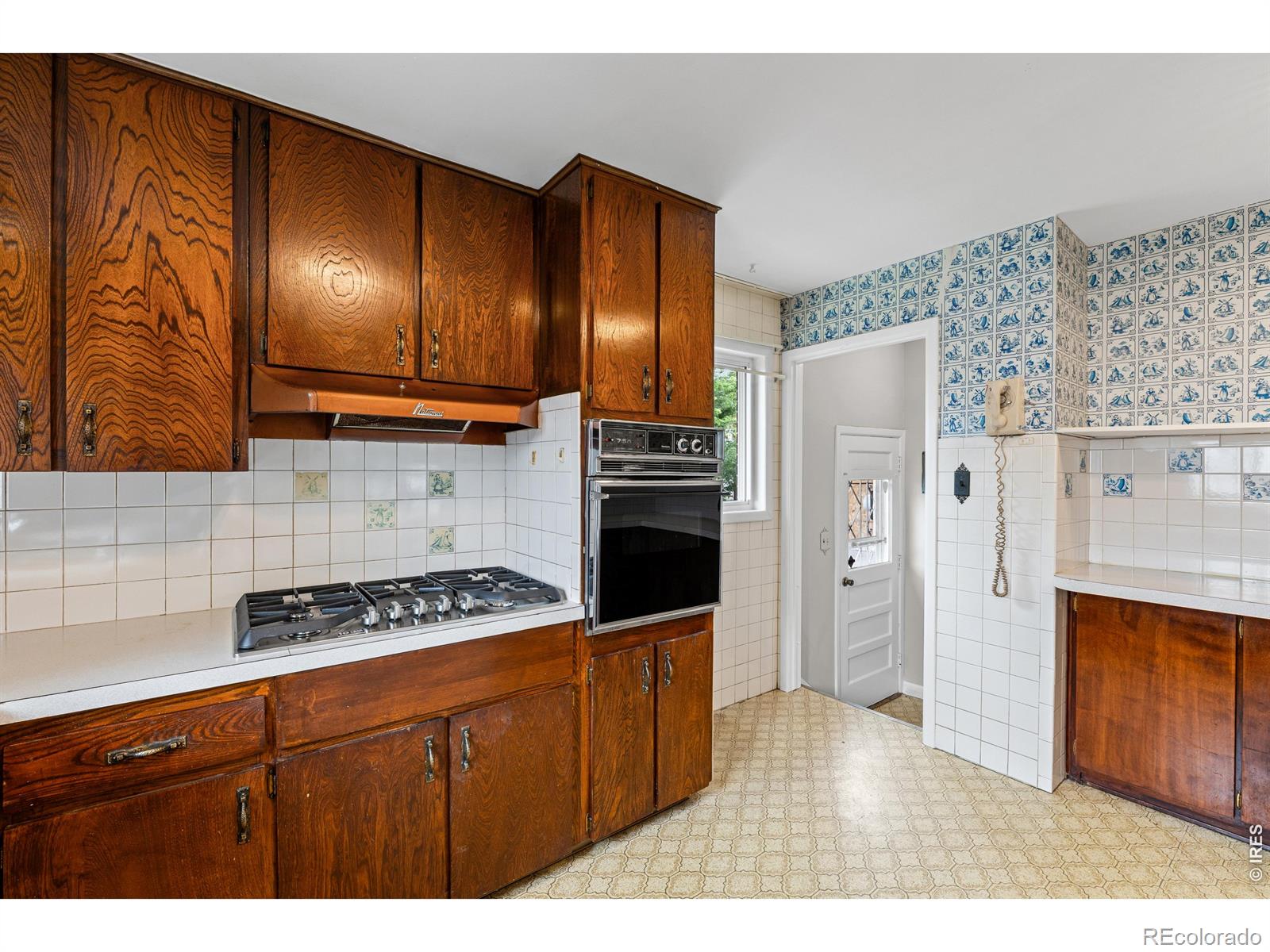 MLS Image #10 for 10674  grant drive,northglenn, Colorado