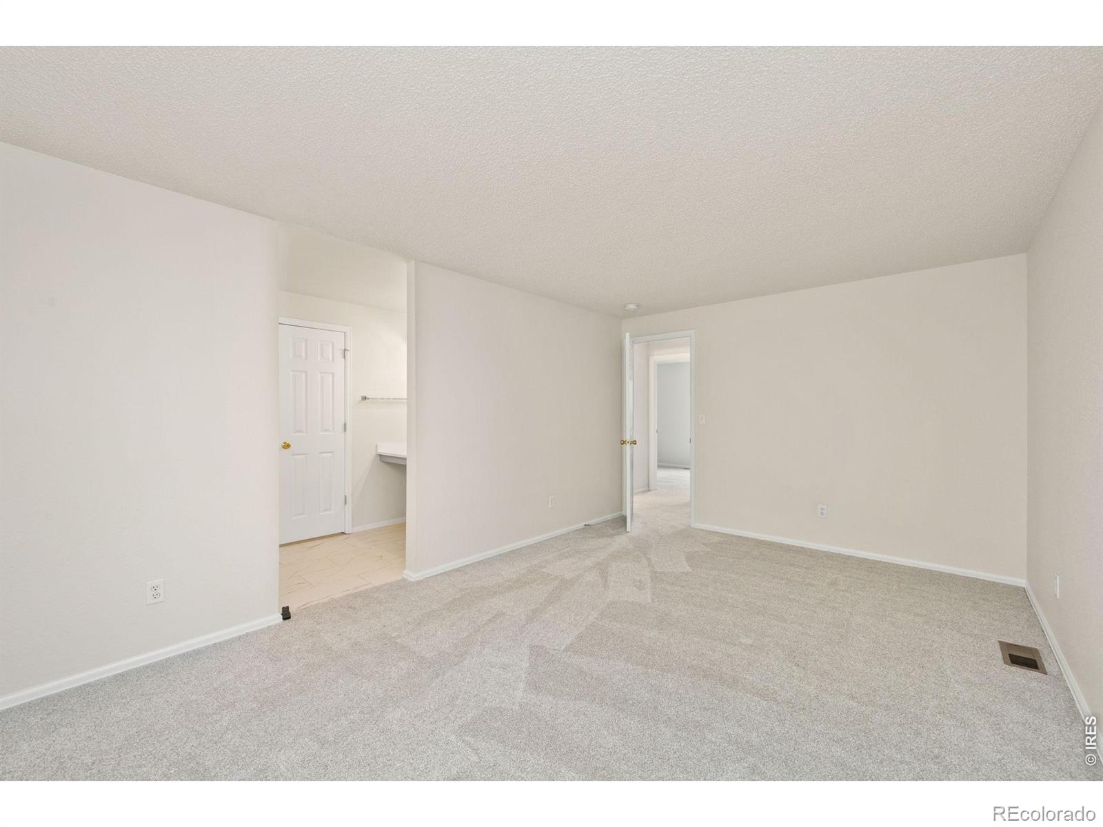 MLS Image #14 for 1319  monarch drive,longmont, Colorado