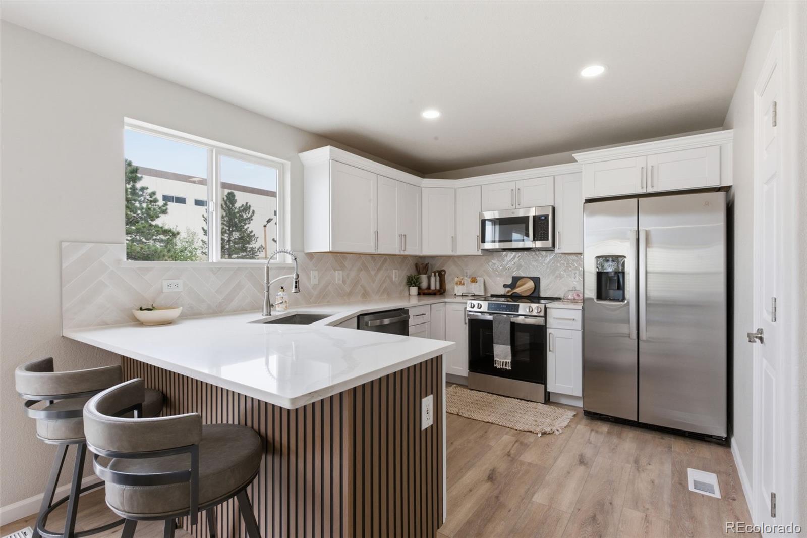MLS Image #5 for 19787  montview drive,aurora, Colorado