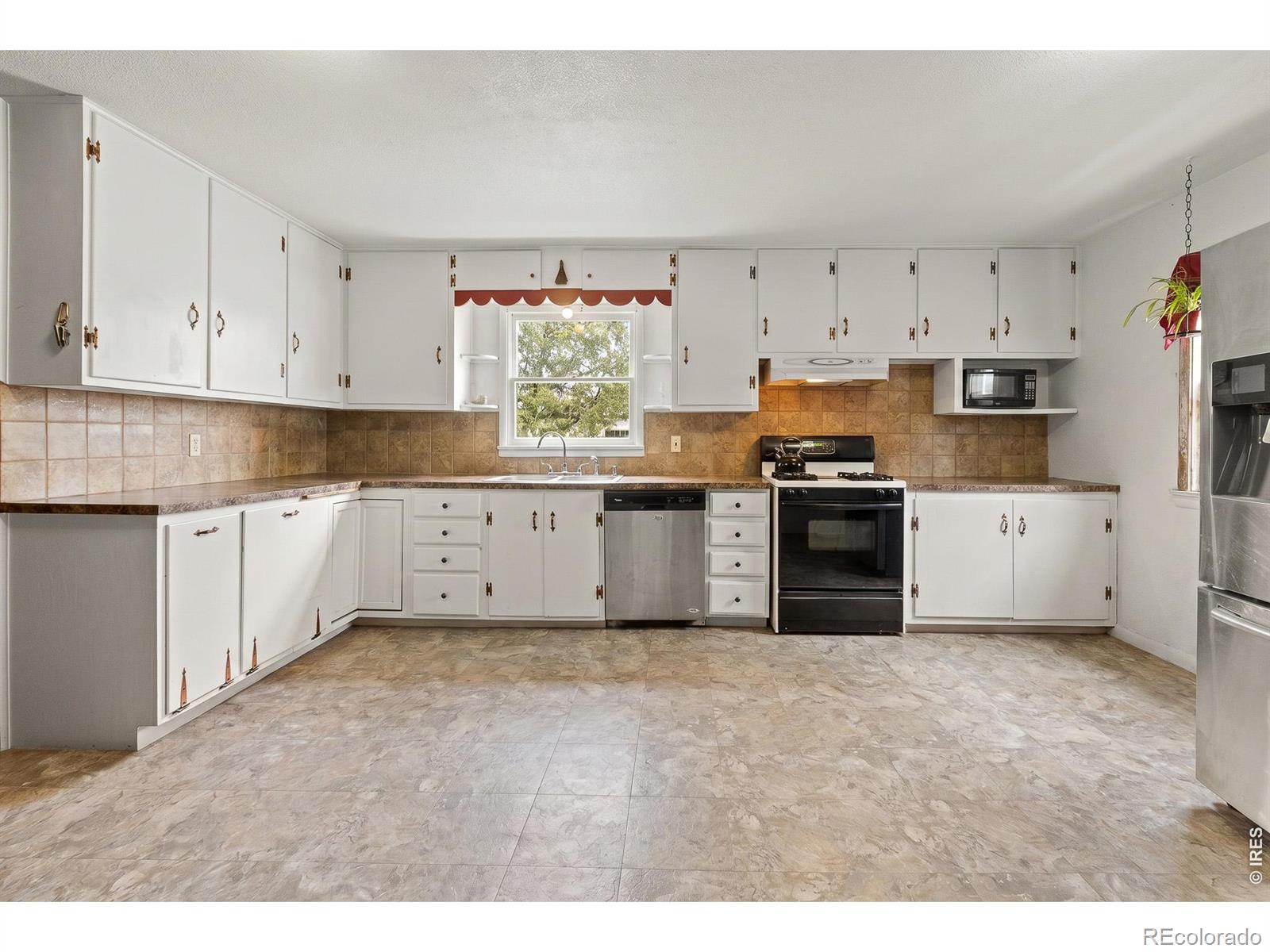 MLS Image #23 for 312  sheridan avenue,grover, Colorado