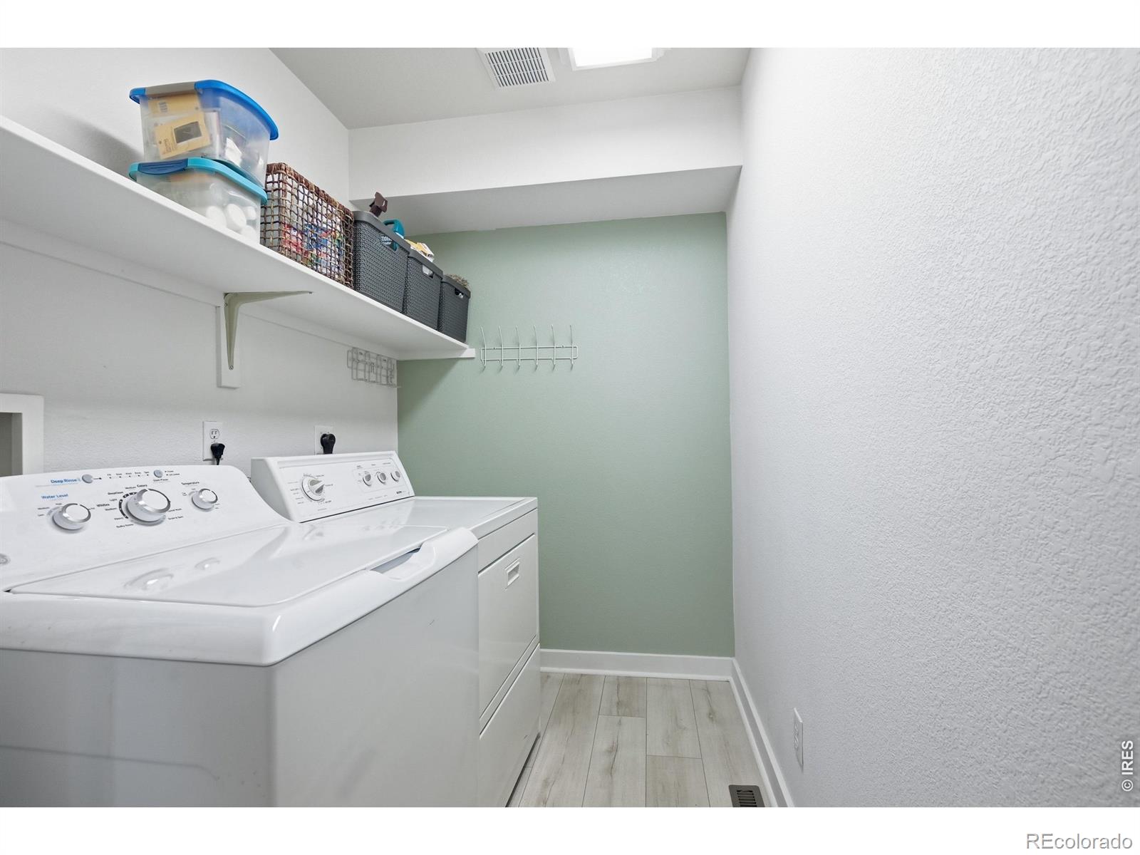 MLS Image #10 for 2445  benton street,edgewater, Colorado