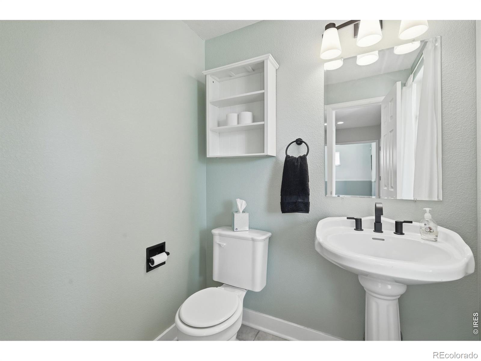 MLS Image #11 for 2445  benton street,edgewater, Colorado