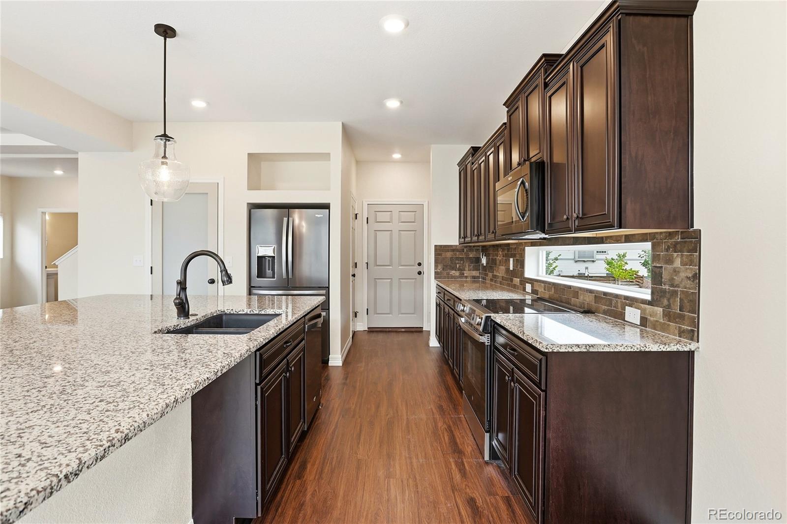 MLS Image #11 for 10990  memphis court,commerce city, Colorado