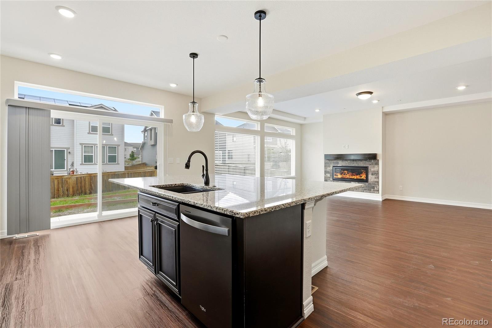 MLS Image #14 for 10990  memphis court,commerce city, Colorado