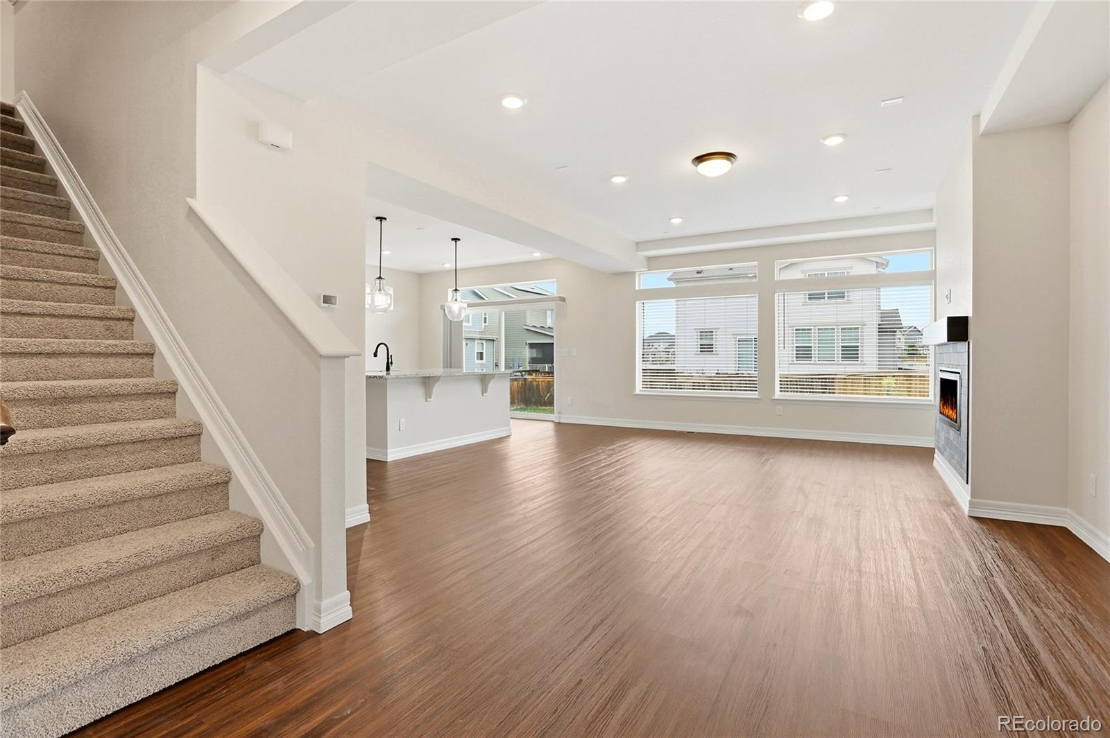 MLS Image #4 for 10990  memphis court,commerce city, Colorado