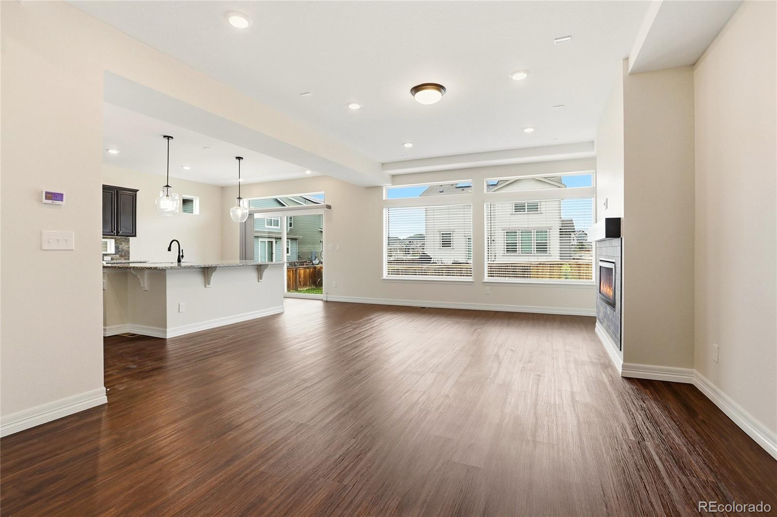 MLS Image #5 for 10990  memphis court,commerce city, Colorado
