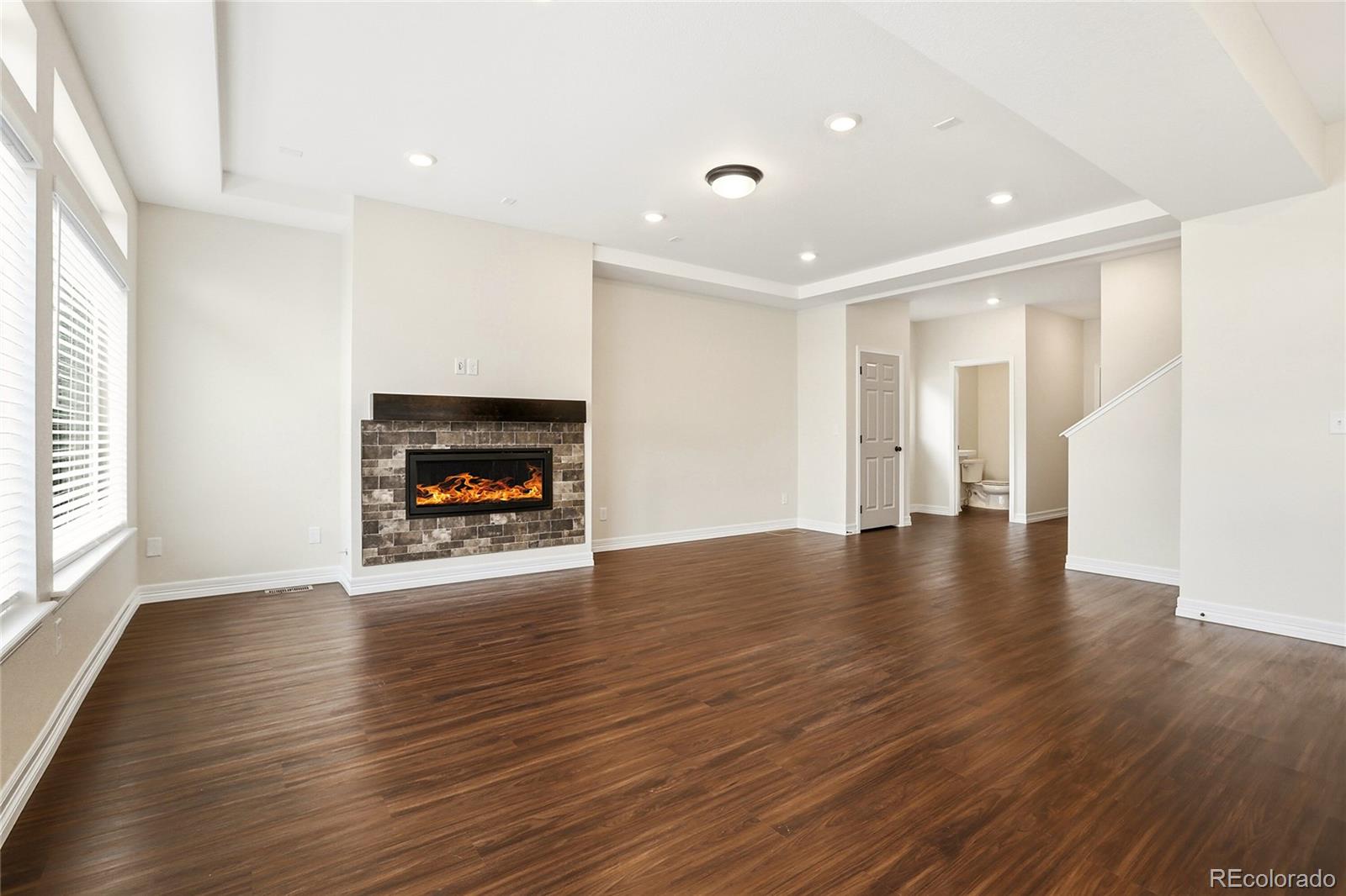 MLS Image #8 for 10990  memphis court,commerce city, Colorado