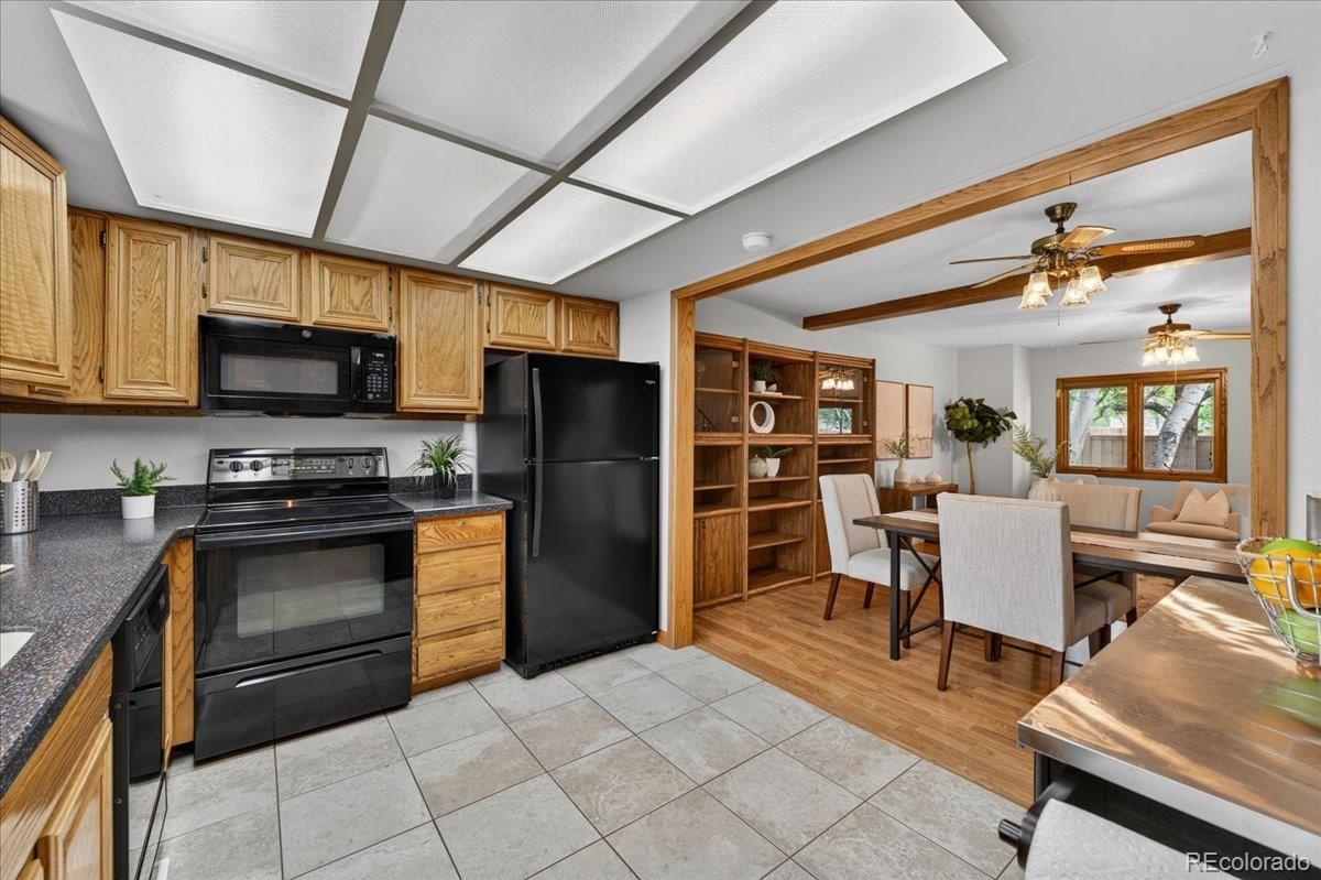 MLS Image #10 for 2615 s peoria street,aurora, Colorado