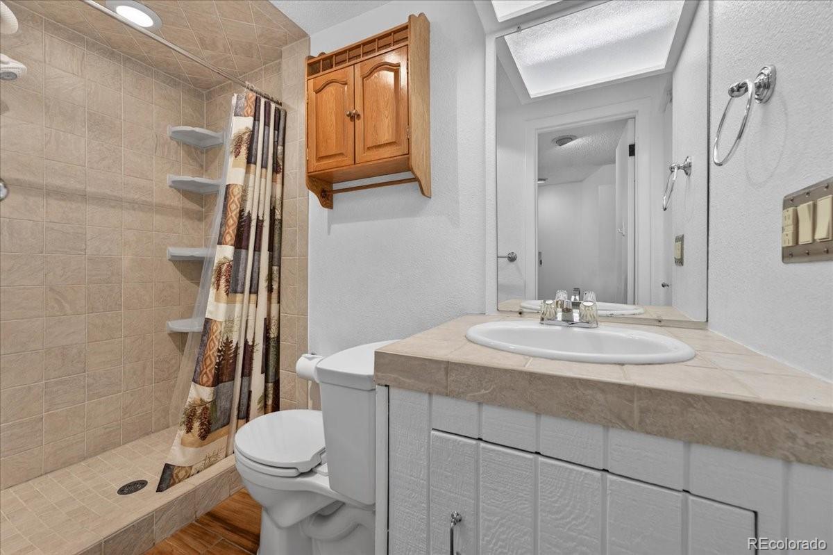 MLS Image #29 for 2615 s peoria street,aurora, Colorado