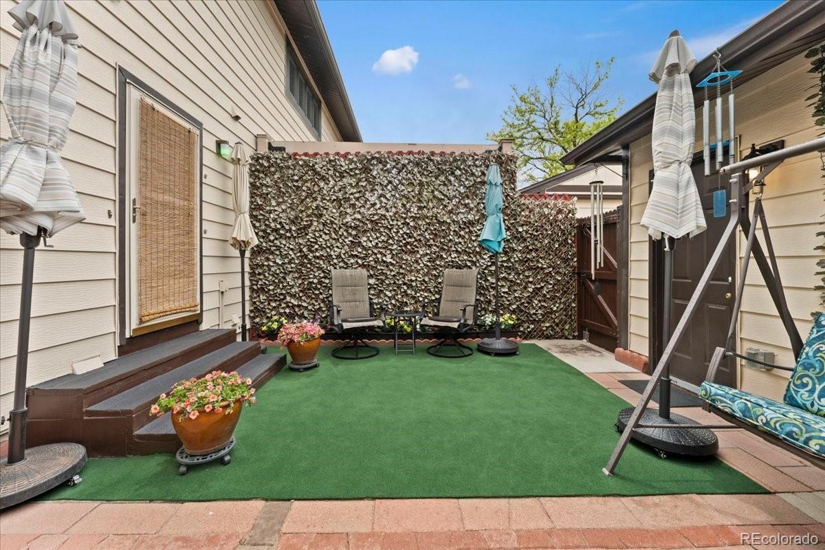 MLS Image #3 for 2615 s peoria street,aurora, Colorado