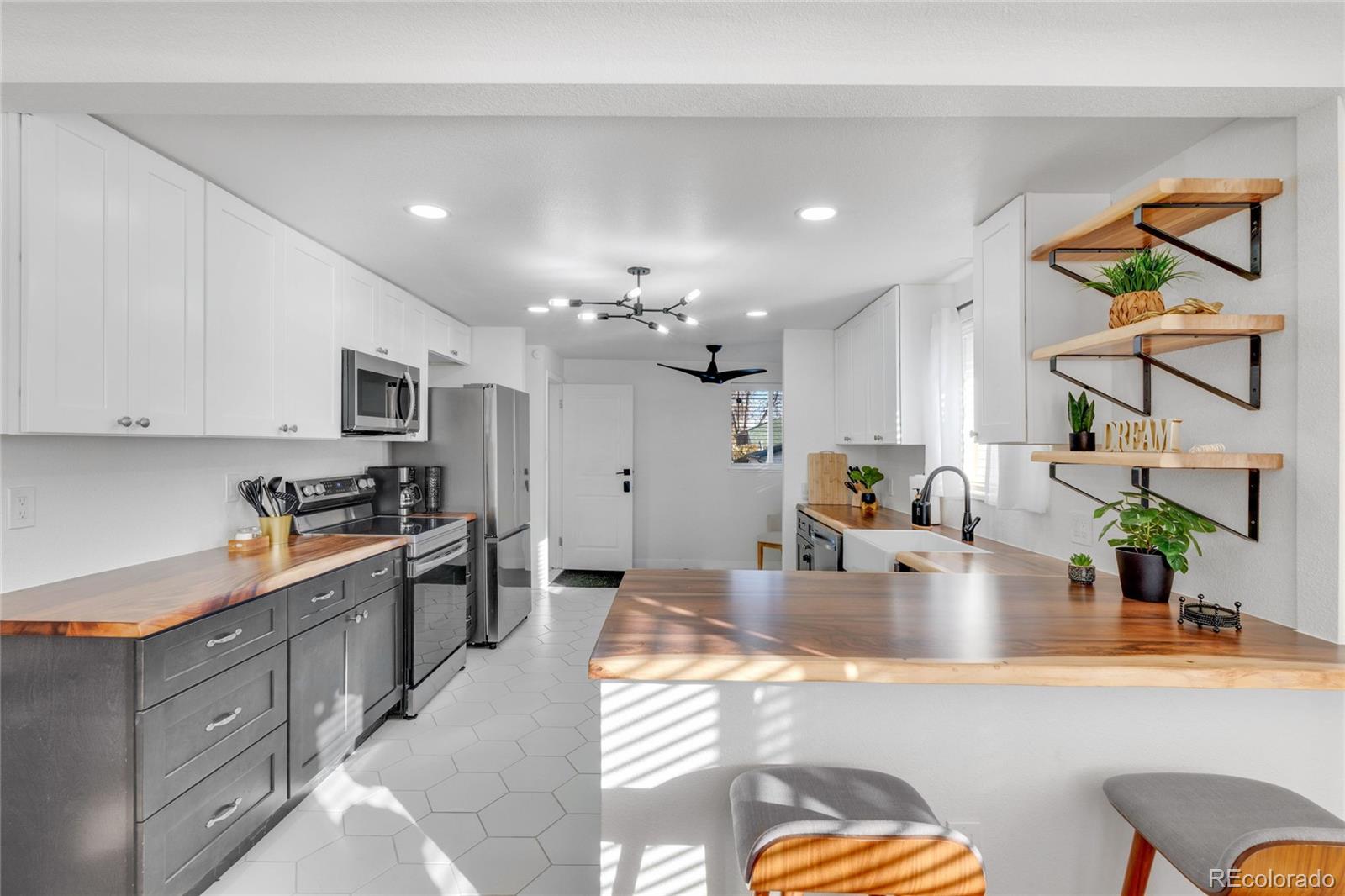 MLS Image #28 for 4720  federal boulevard,denver, Colorado