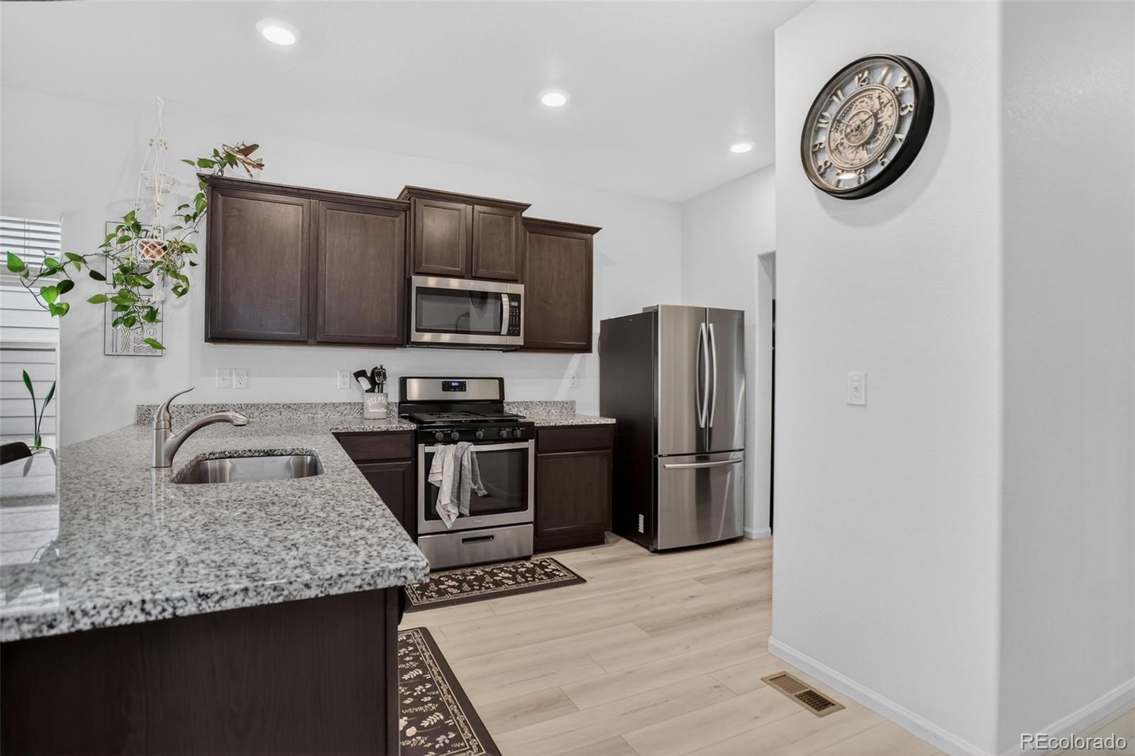 MLS Image #6 for 47545  clover avenue,bennett, Colorado