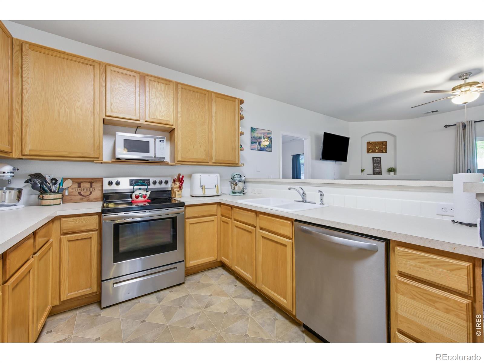 MLS Image #2 for 4735  hahns peak drive,loveland, Colorado
