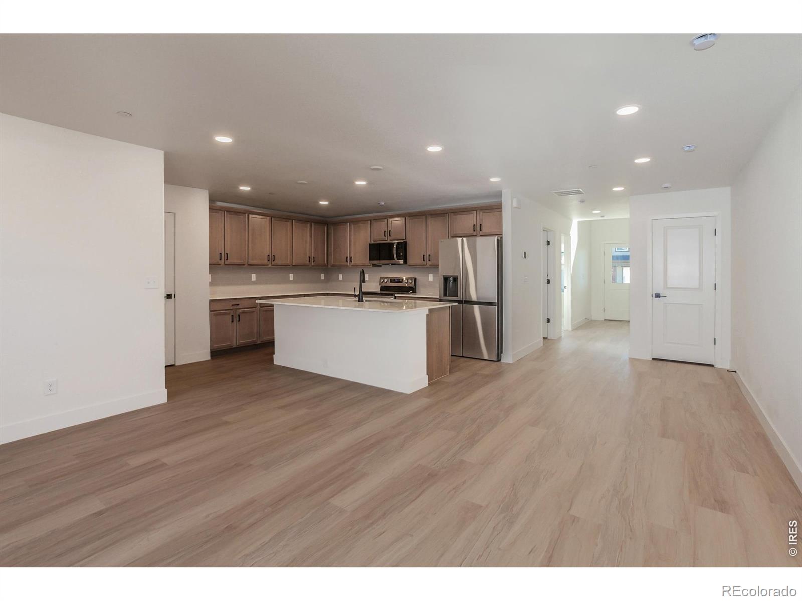 MLS Image #11 for 957  trumpet lane,windsor, Colorado