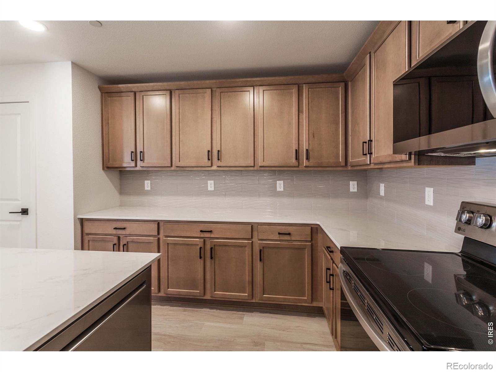 MLS Image #18 for 957  trumpet lane,windsor, Colorado