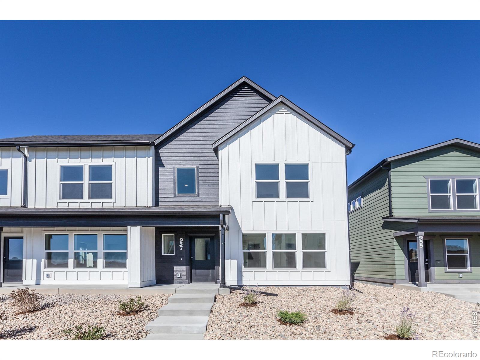 MLS Image #3 for 957  trumpet lane,windsor, Colorado