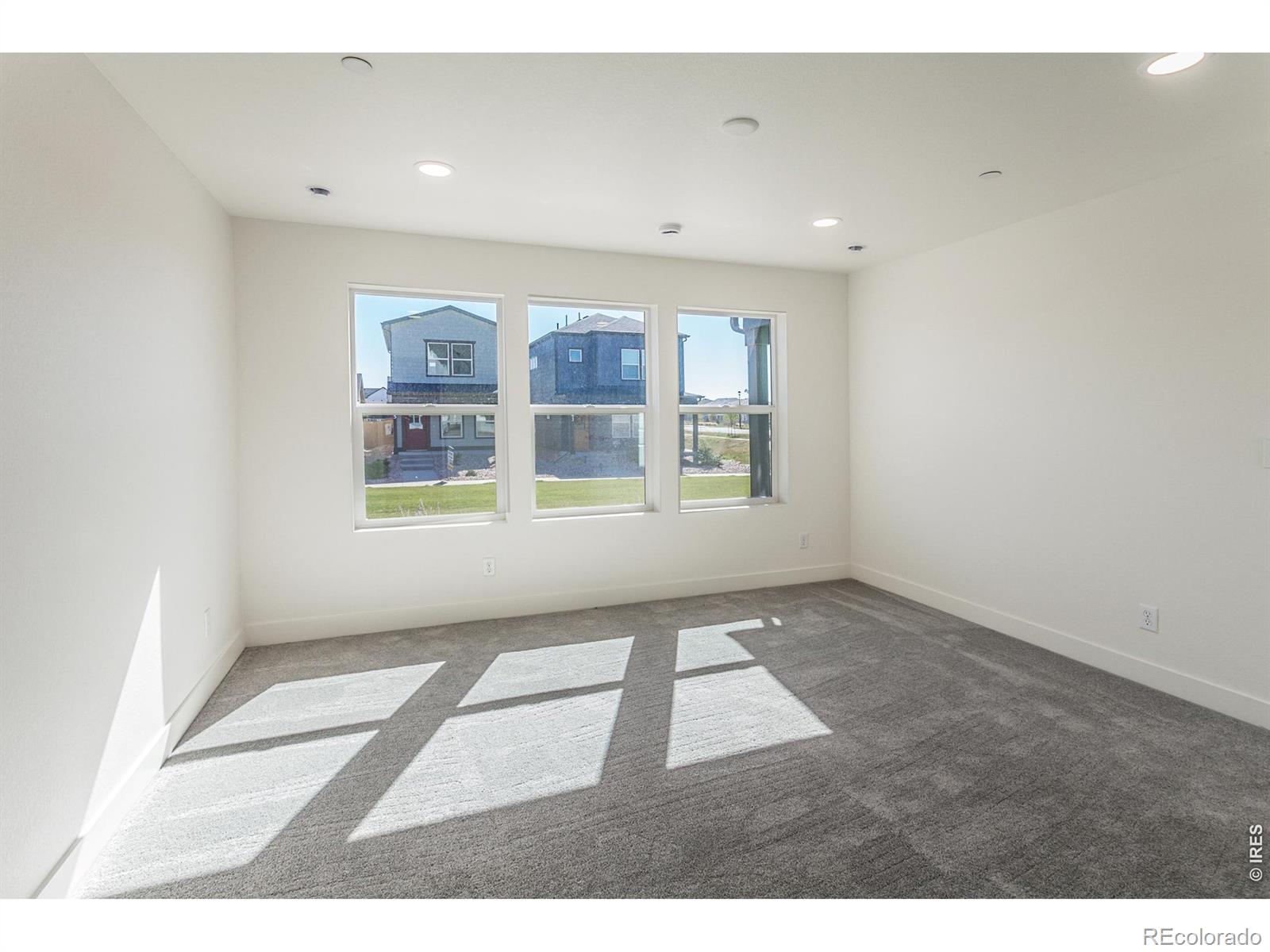 MLS Image #5 for 957  trumpet lane,windsor, Colorado