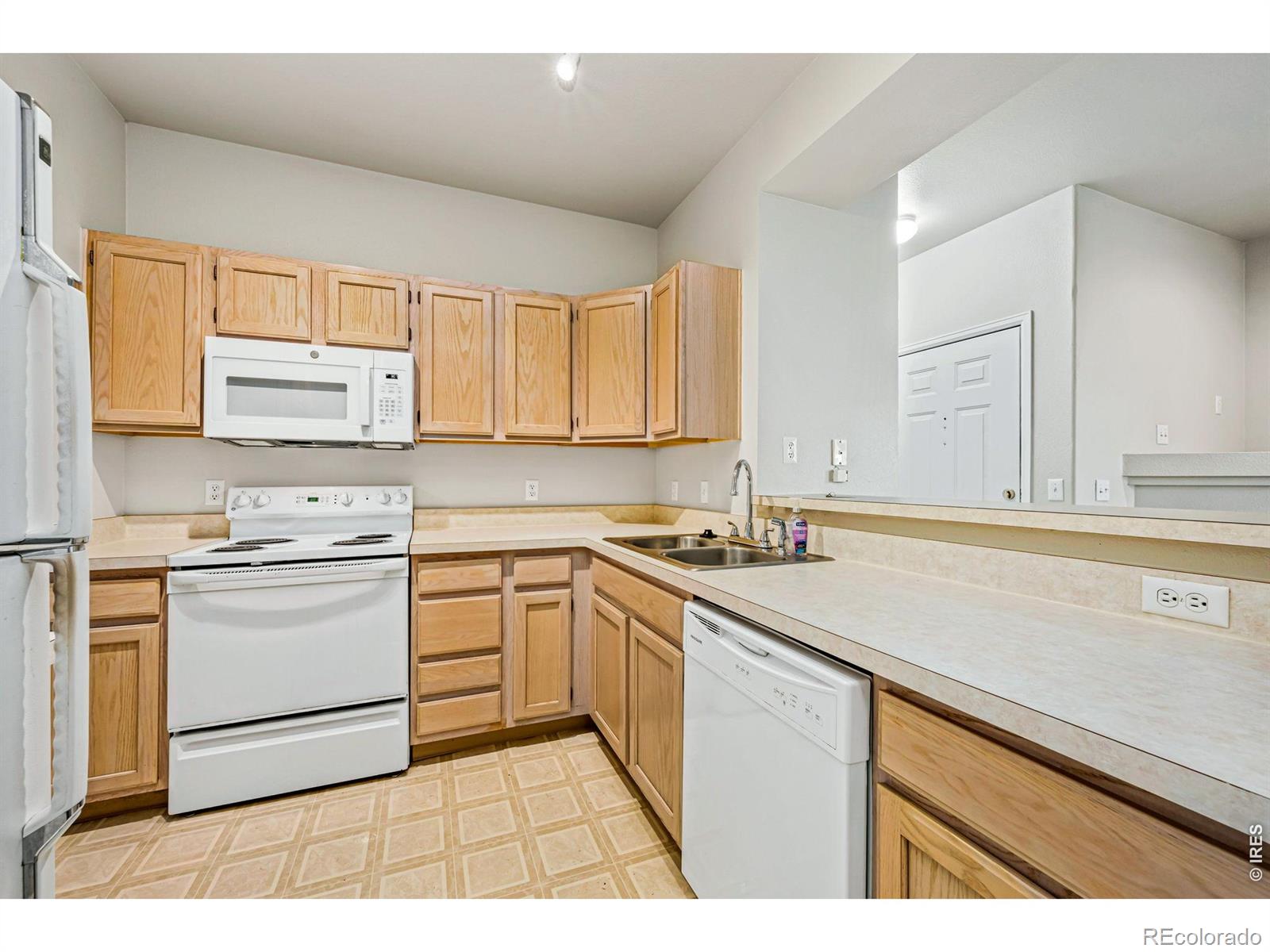 MLS Image #5 for 4545  wheaton drive,fort collins, Colorado