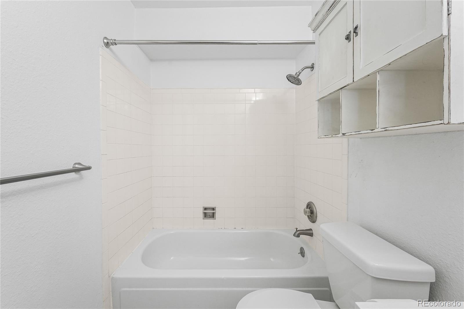 MLS Image #16 for 10150 e virginia avenue,denver, Colorado