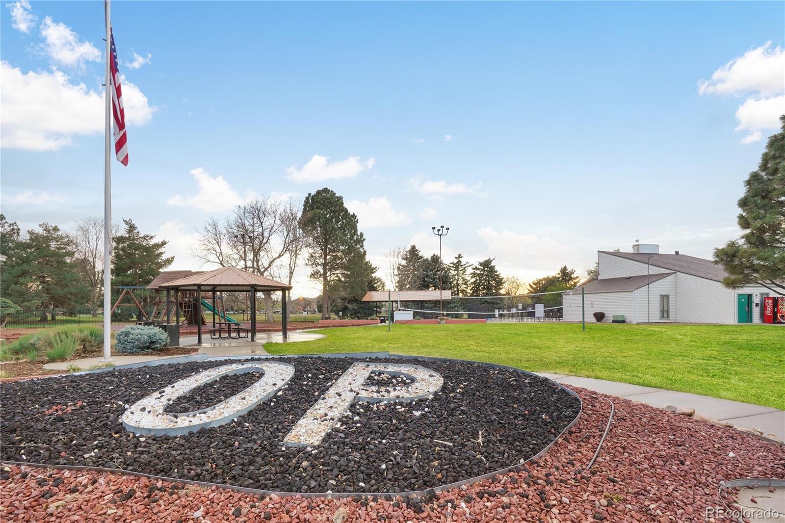 MLS Image #31 for 10150 e virginia avenue,denver, Colorado