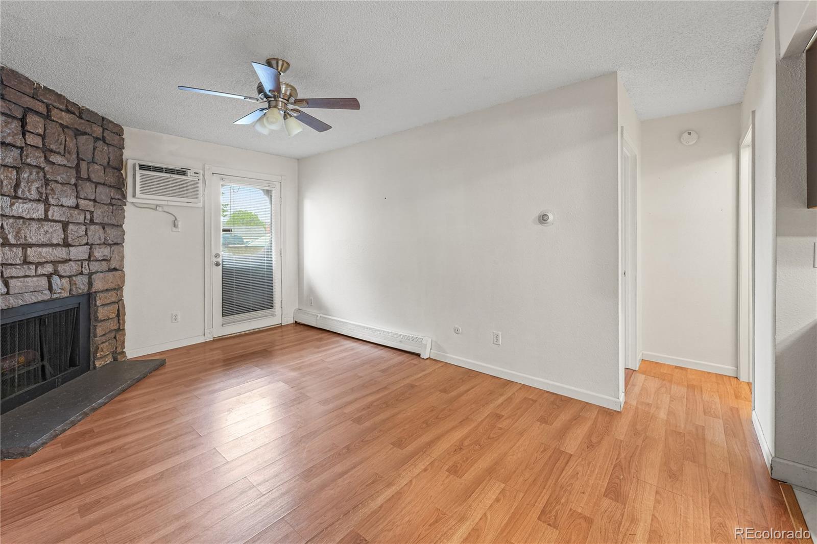 MLS Image #7 for 10150 e virginia avenue,denver, Colorado