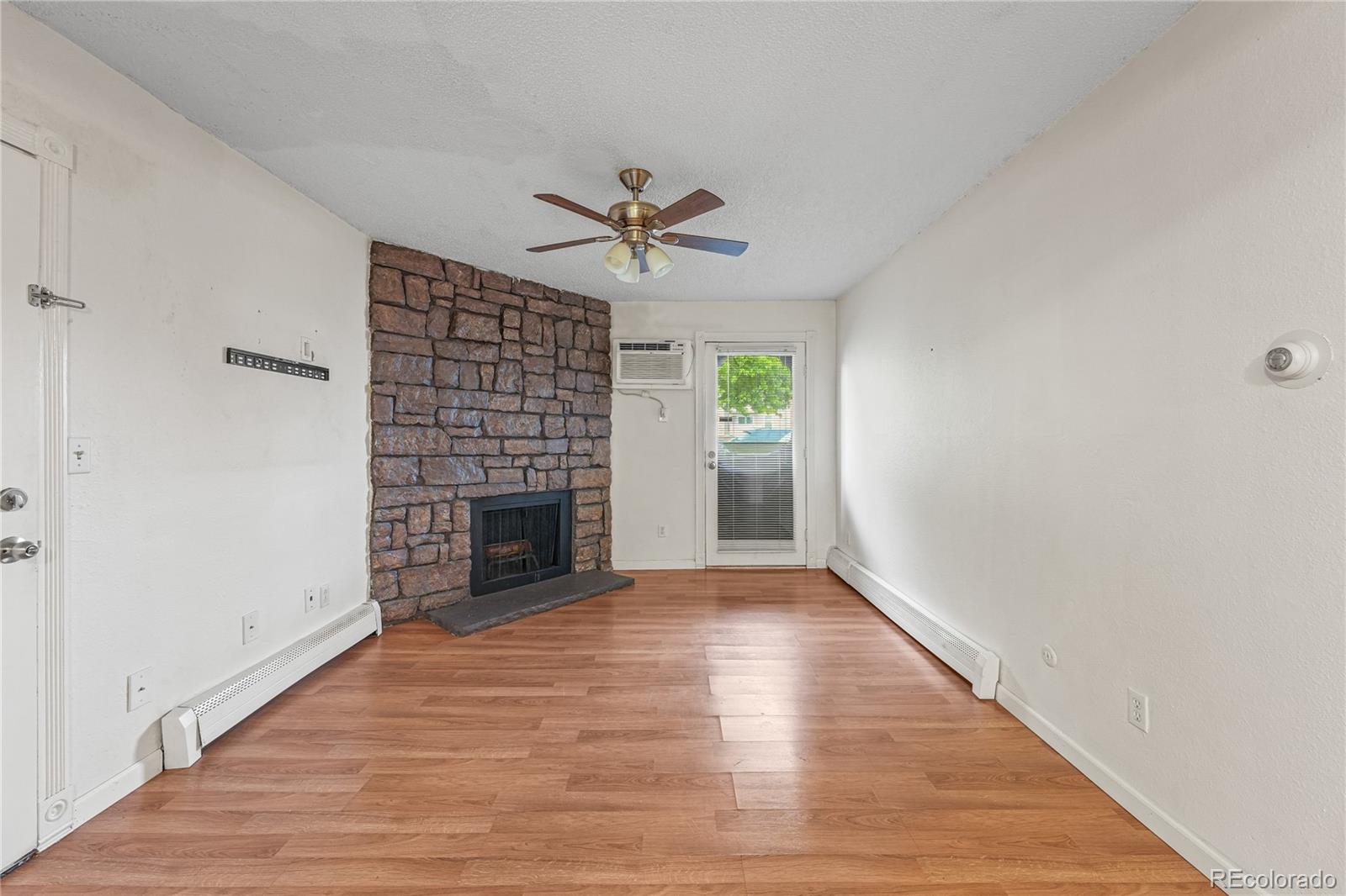 MLS Image #8 for 10150 e virginia avenue,denver, Colorado