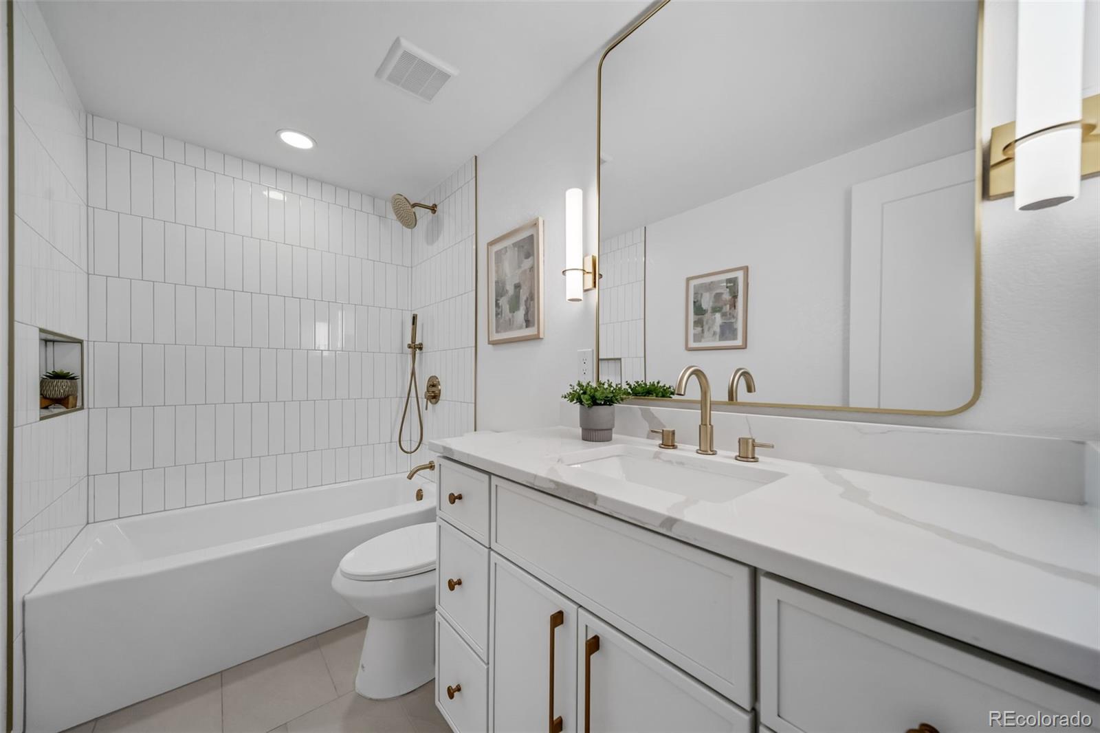 MLS Image #30 for 4992 s xenia street,denver, Colorado