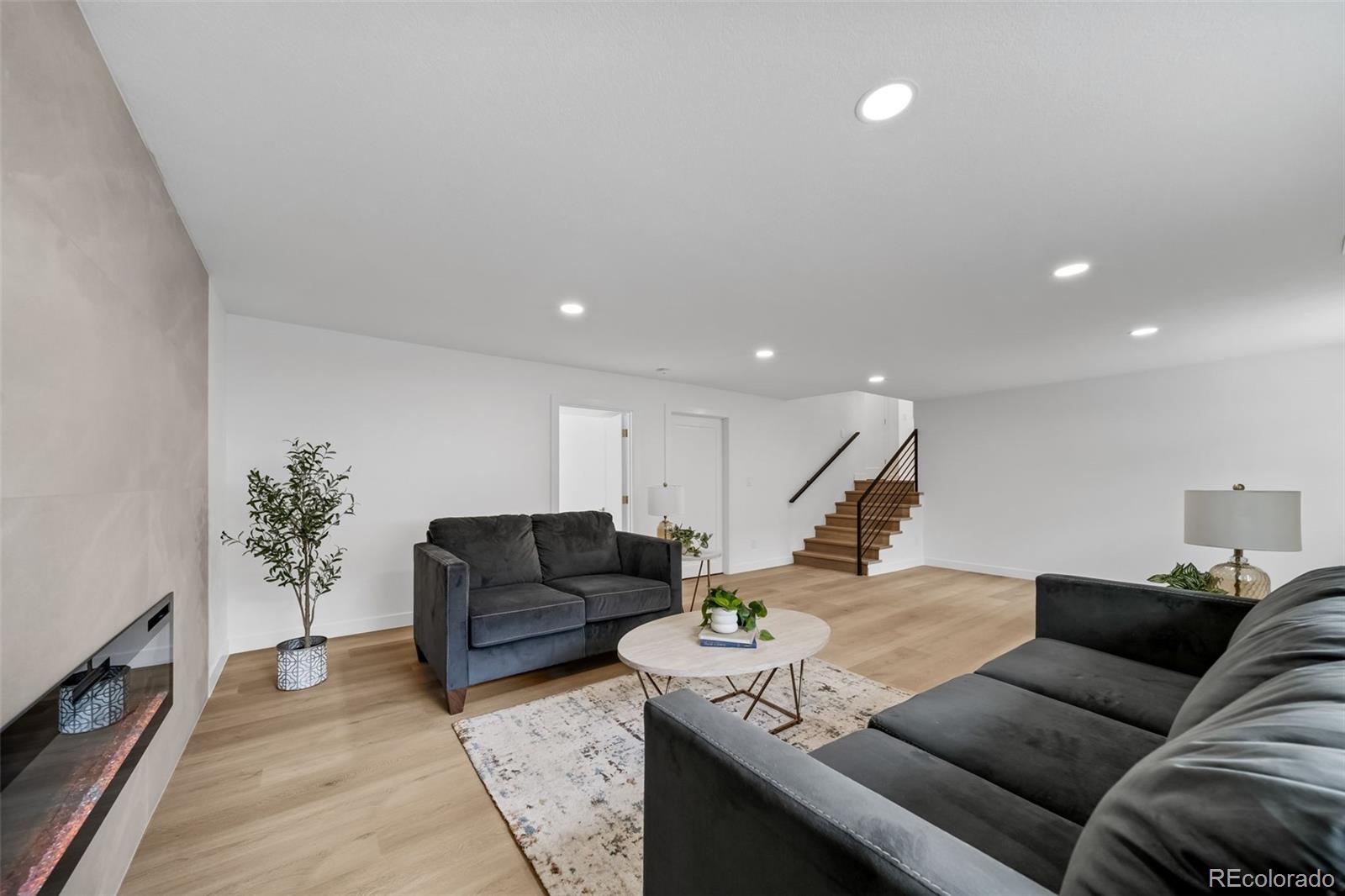 MLS Image #35 for 4992 s xenia street,denver, Colorado
