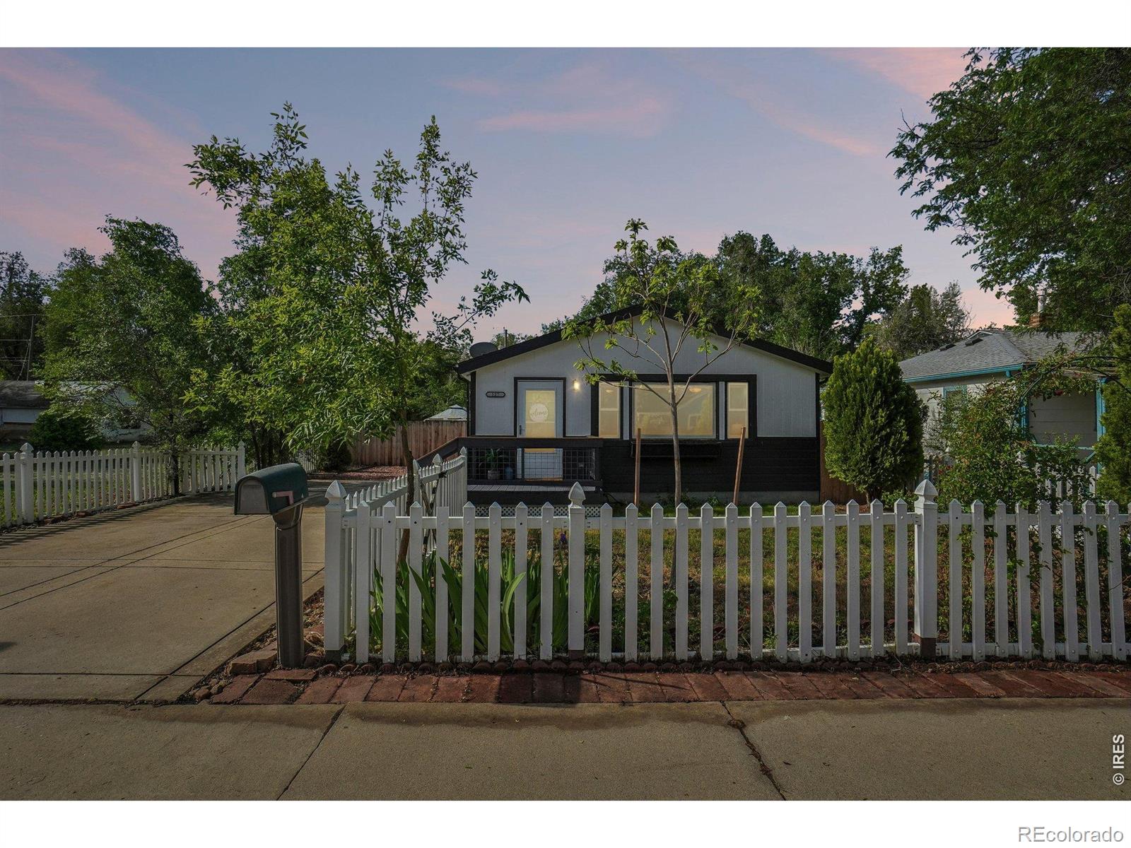 MLS Image #28 for 127 e saint clair avenue,longmont, Colorado
