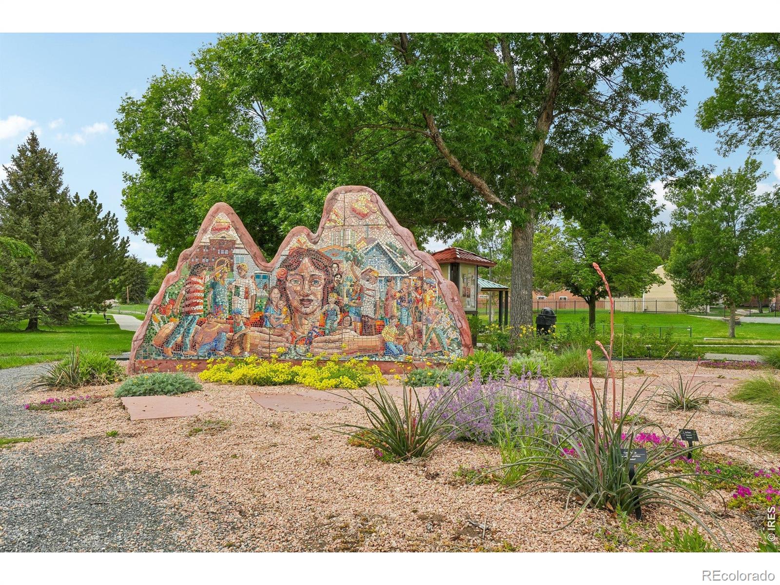MLS Image #37 for 127 e saint clair avenue,longmont, Colorado