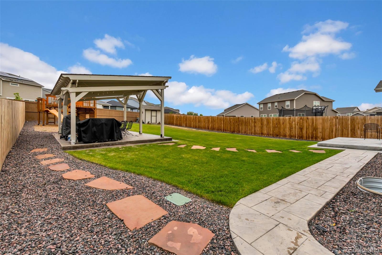 MLS Image #4 for 757  griffith street,lochbuie, Colorado