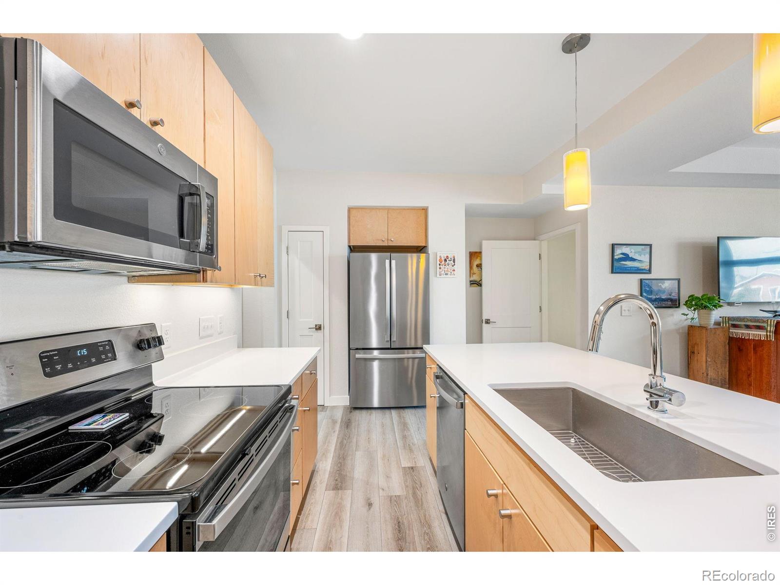 MLS Image #3 for 400 w baseline road,lafayette, Colorado