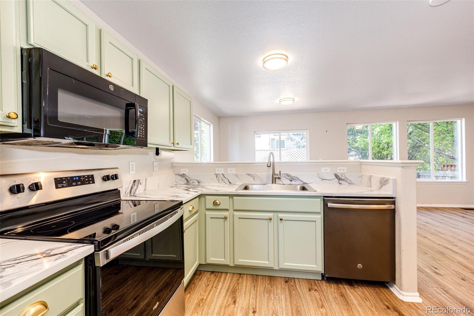 MLS Image #4 for 3173 e 106th avenue,northglenn, Colorado