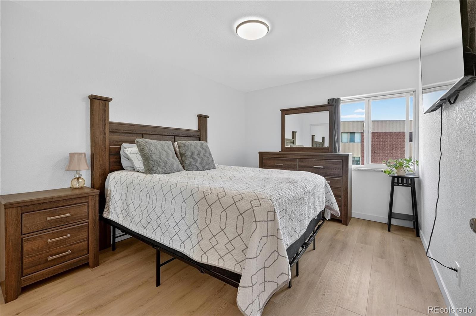 MLS Image #5 for 3643 s sheridan boulevard,denver, Colorado