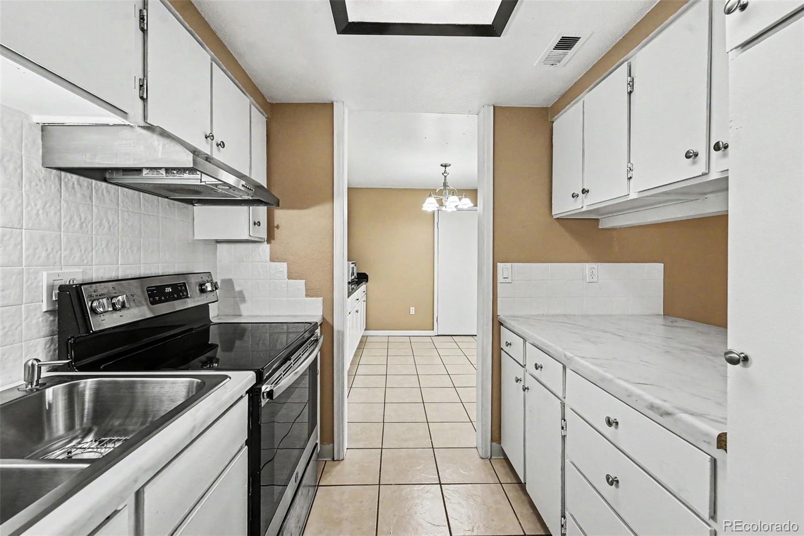 MLS Image #3 for 12168  melody drive,denver, Colorado