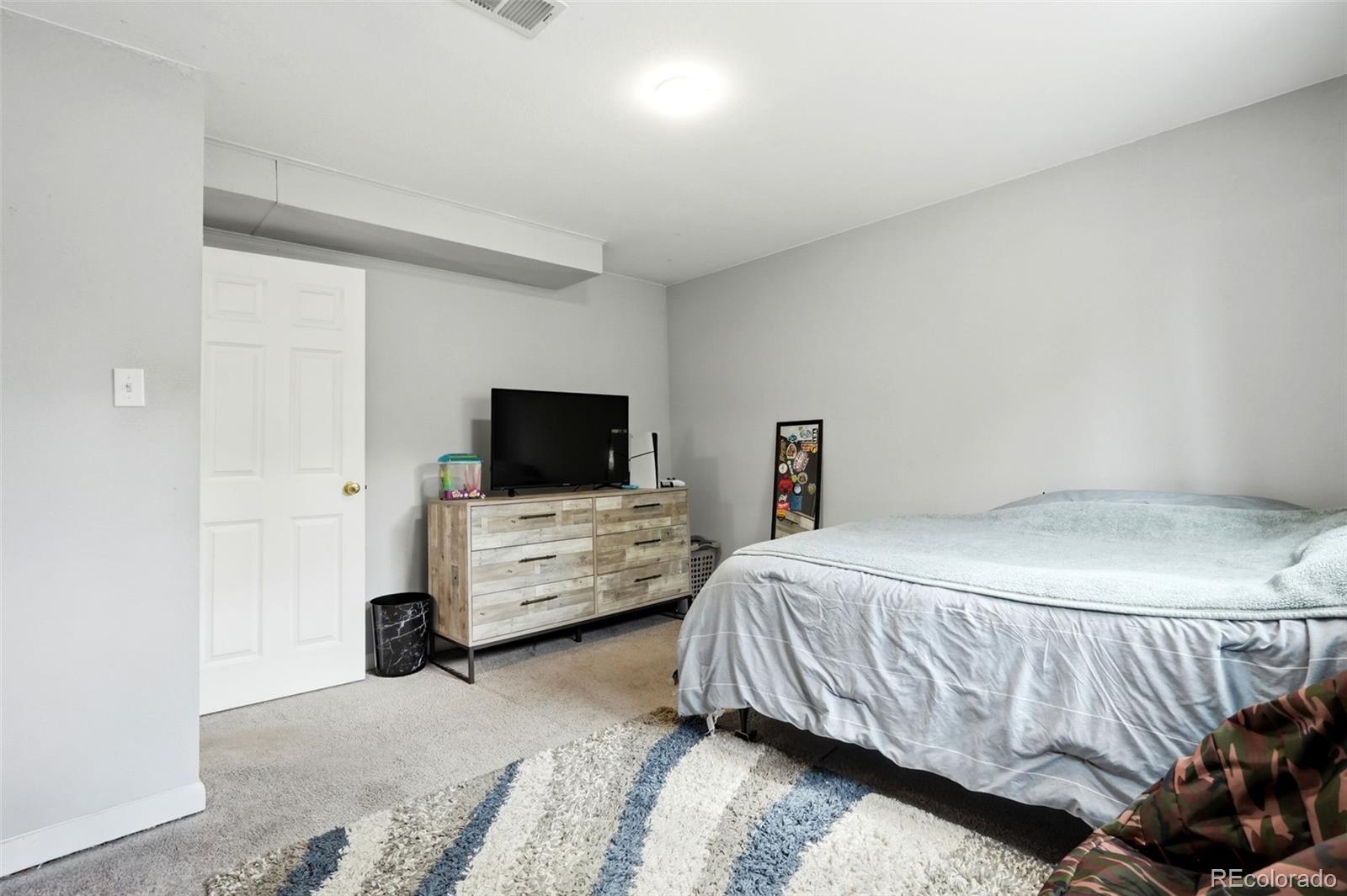 MLS Image #18 for 11956  spring drive,northglenn, Colorado
