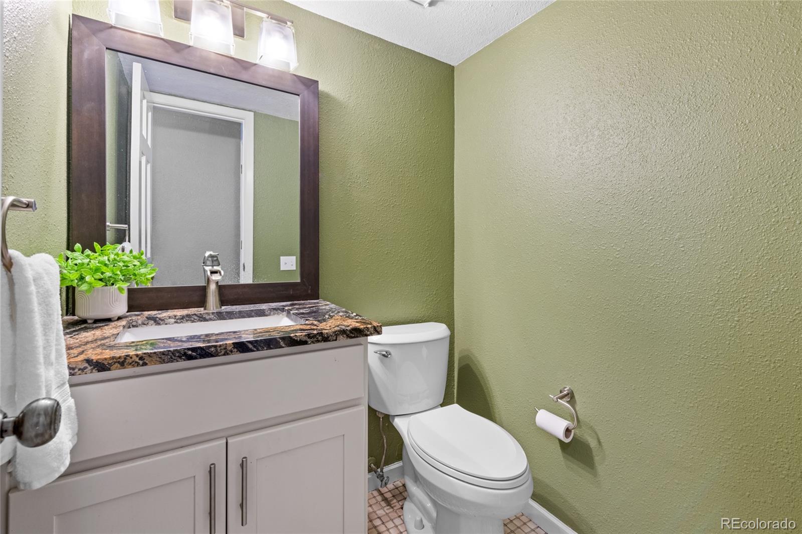 MLS Image #16 for 7765 s curtice drive,littleton, Colorado