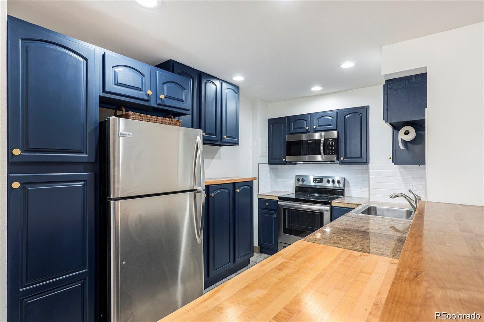 MLS Image #2 for 480 s marion parkway,denver, Colorado