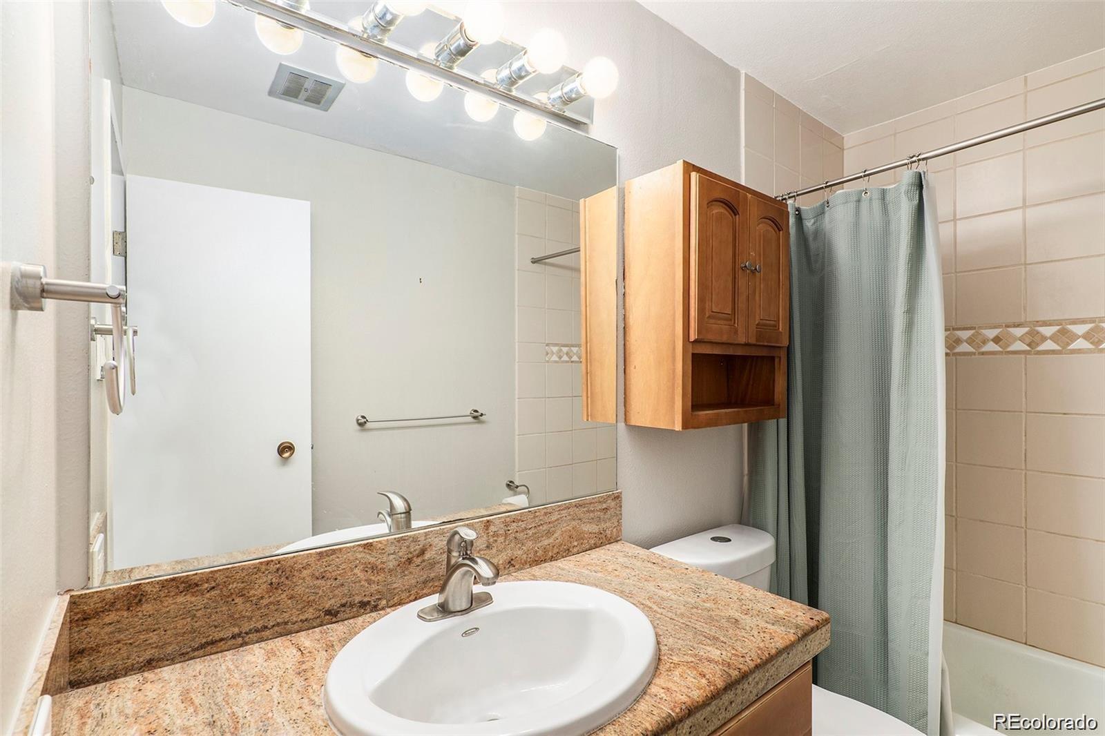 MLS Image #4 for 480 s marion parkway,denver, Colorado
