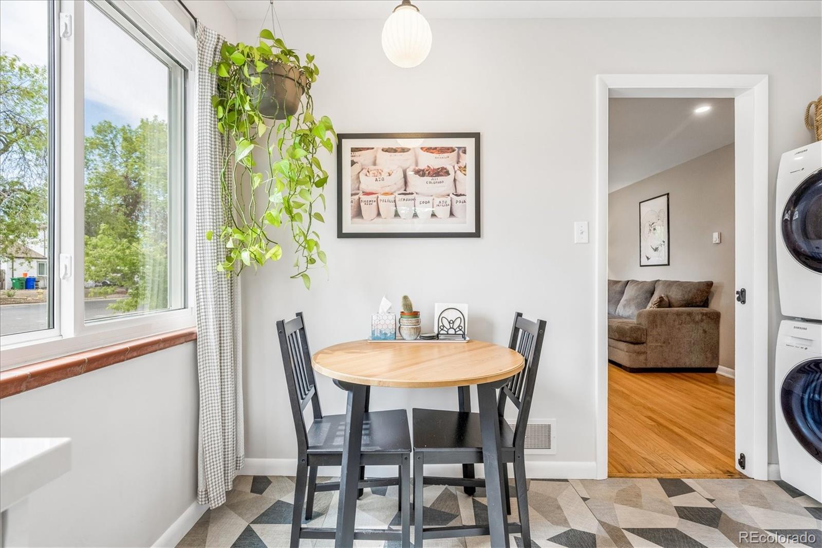 MLS Image #11 for 915  newark street,aurora, Colorado