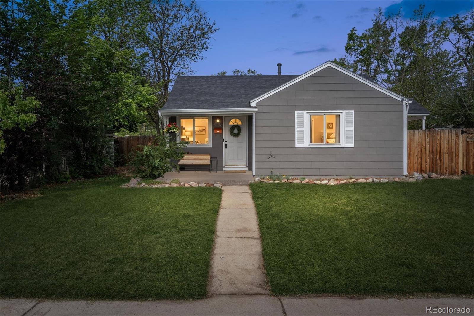MLS Image #20 for 915  newark street,aurora, Colorado