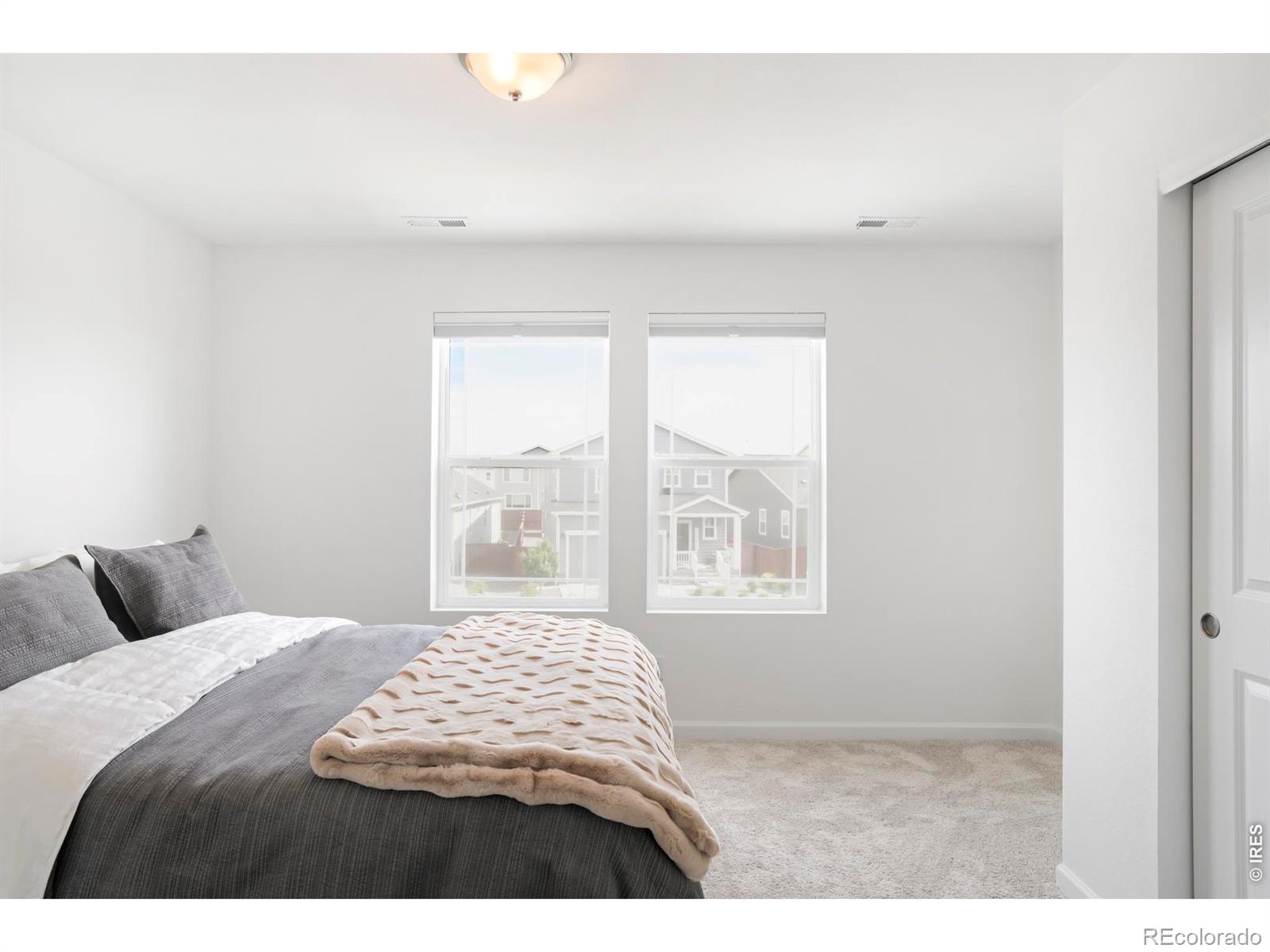 MLS Image #11 for 2905 s flat circle,longmont, Colorado